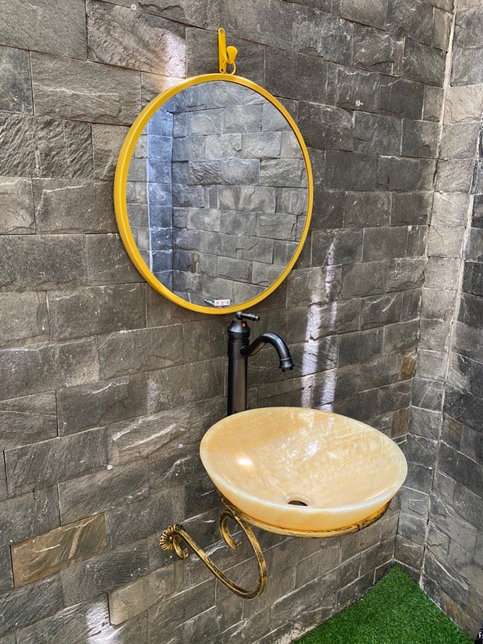 z2095801108423-202af35cfcf9fa16ae71b49992440487